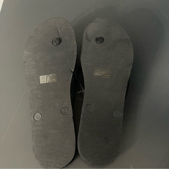 Abound Leopard Print Flip Flops NEW - Picture 4 of 4